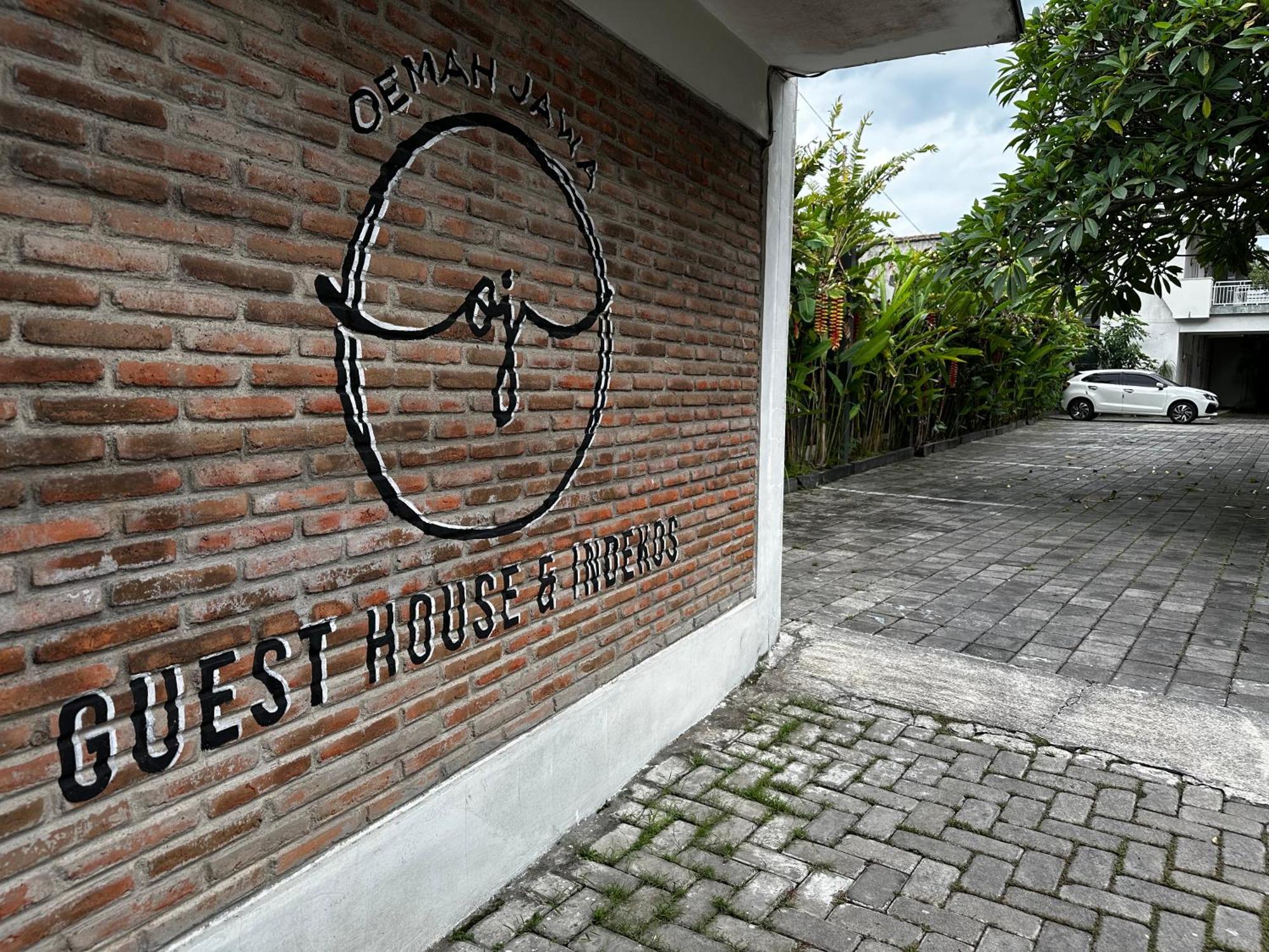 Oemah Jawa Guesthouse Jembel Exterior foto